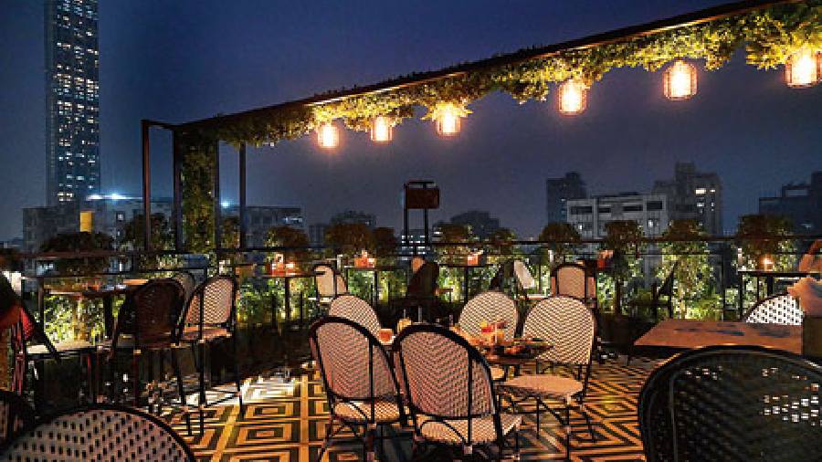 Over the top - Best Rooftop In Kolkata
