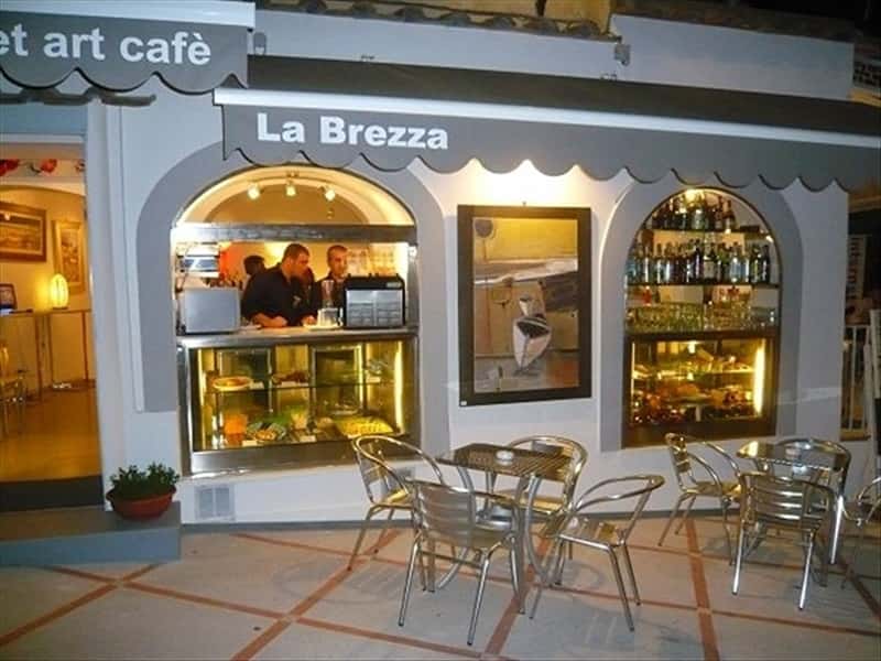 La Brezza Cafe